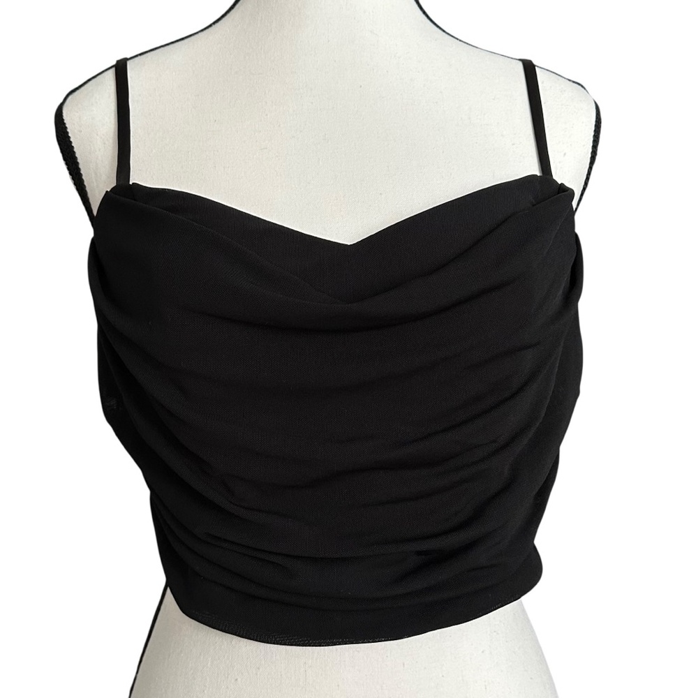 Lulu's Black Ruched‎ Crop Top - Large
